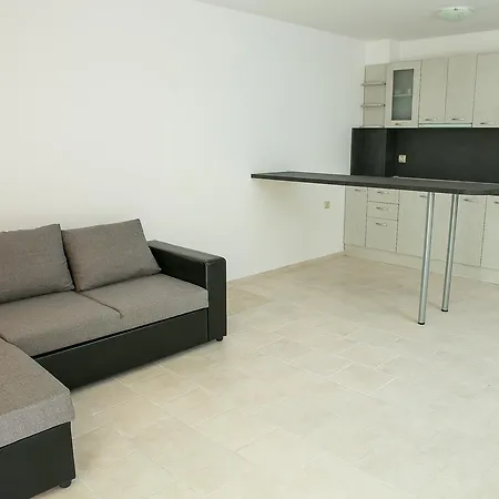 In Saint Vlas Apartamento Sveti Vlas